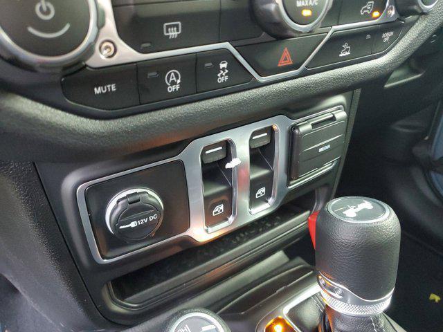 new 2025 Jeep Wrangler car, priced at $35,080