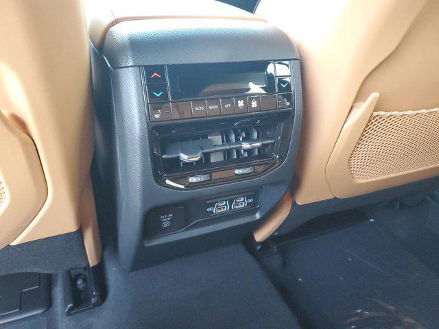 new 2025 Jeep Grand Cherokee car, priced at $53,555