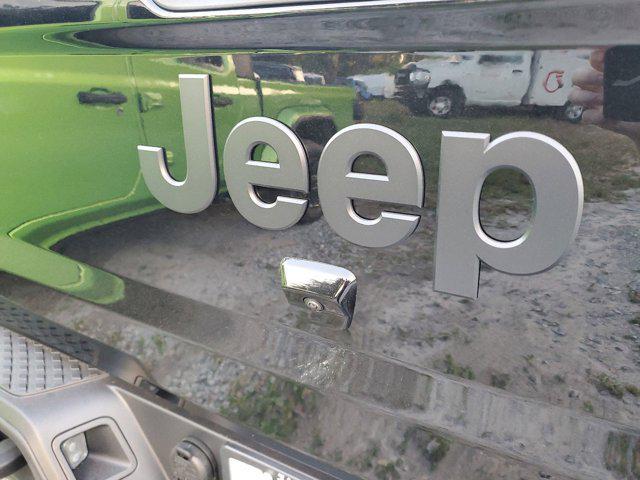 new 2025 Jeep Gladiator car, priced at $44,080
