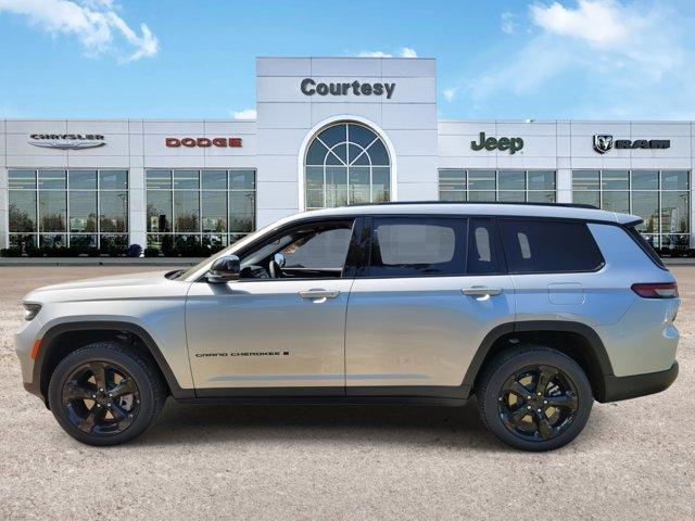 new 2024 Jeep Grand Cherokee L car, priced at $40,430