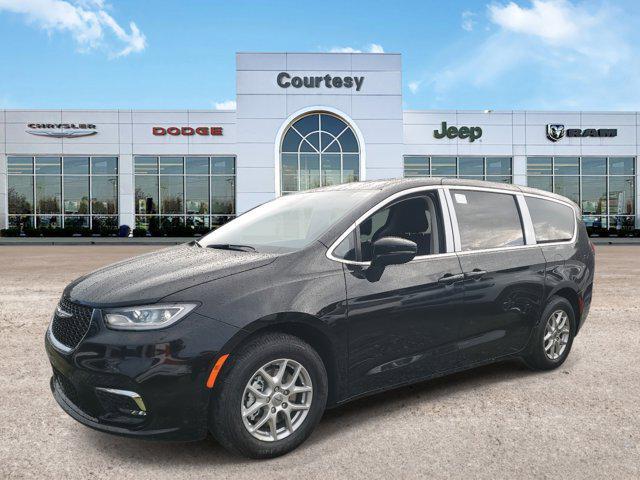 new 2024 Chrysler Pacifica car, priced at $38,145