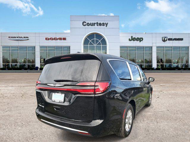 new 2024 Chrysler Pacifica car, priced at $38,145