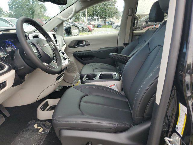 new 2024 Chrysler Pacifica car, priced at $38,145