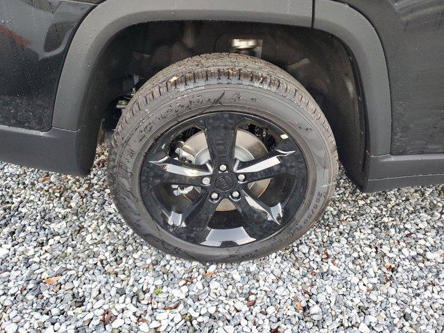 new 2025 Jeep Grand Cherokee L car, priced at $43,715