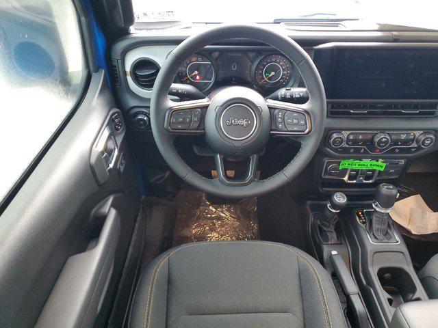 new 2025 Jeep Wrangler car, priced at $51,660