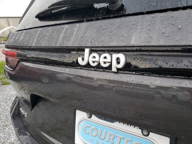 new 2025 Jeep Grand Cherokee car, priced at $38,745