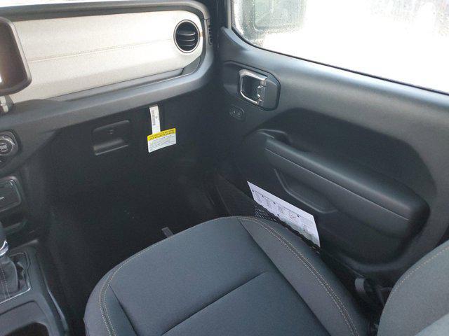 new 2025 Jeep Gladiator car, priced at $36,740