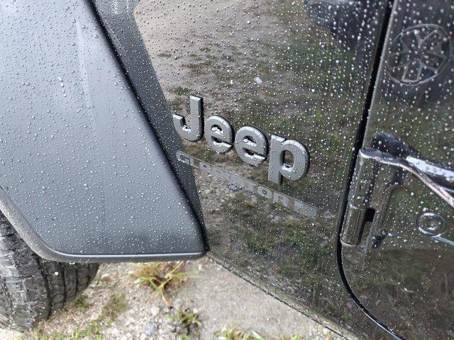 new 2025 Jeep Gladiator car, priced at $36,740