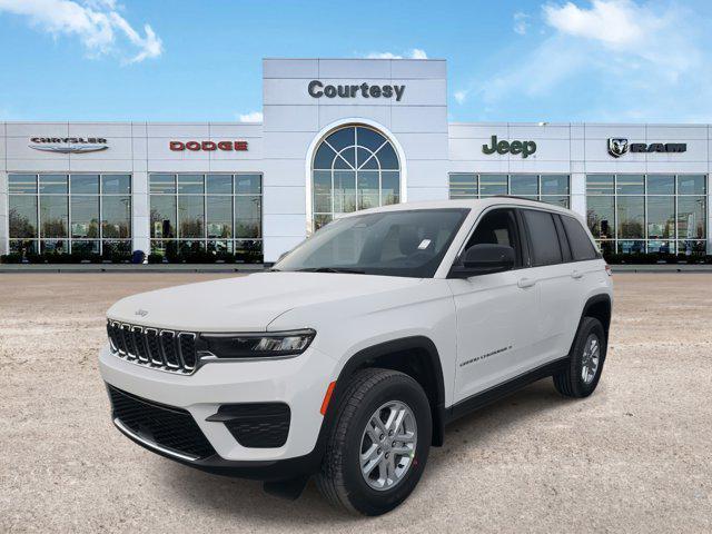 new 2025 Jeep Grand Cherokee car, priced at $31,205