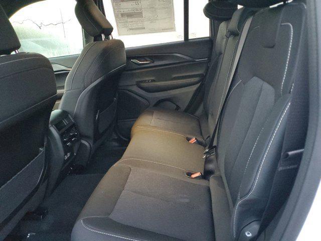 new 2025 Jeep Grand Cherokee car, priced at $31,205
