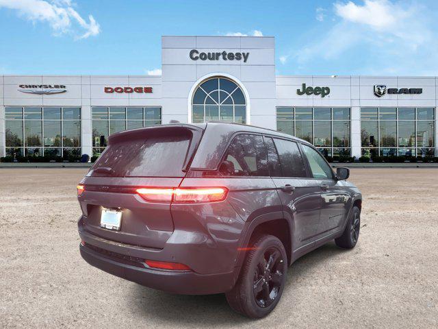 new 2025 Jeep Grand Cherokee car, priced at $40,675