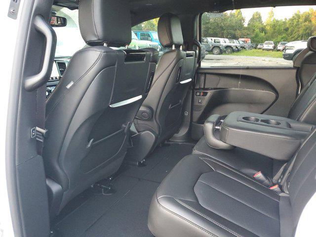 new 2025 Chrysler Pacifica car, priced at $43,999