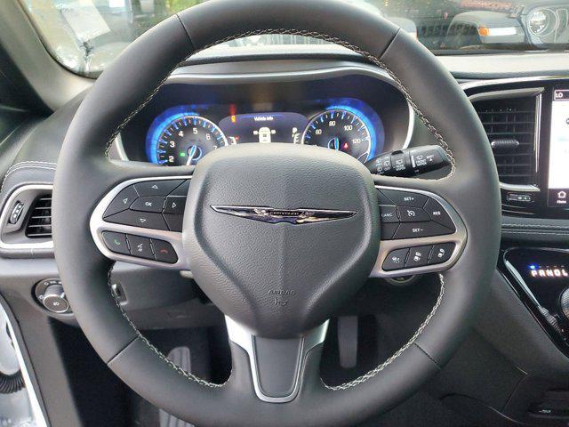 new 2025 Chrysler Pacifica car, priced at $43,999