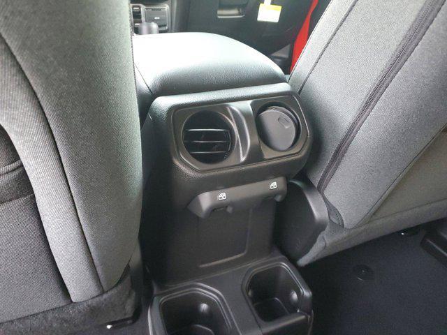 new 2025 Jeep Wrangler car, priced at $45,785