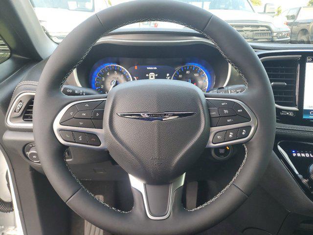 new 2025 Chrysler Pacifica car, priced at $44,720