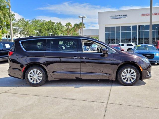 used 2018 Chrysler Pacifica car, priced at $19,881