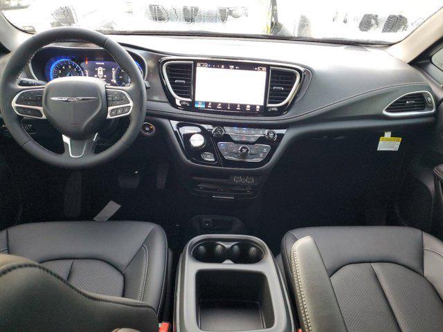 new 2025 Chrysler Pacifica car, priced at $46,865