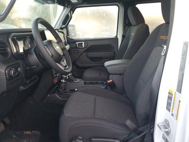 new 2025 Jeep Gladiator car, priced at $47,999