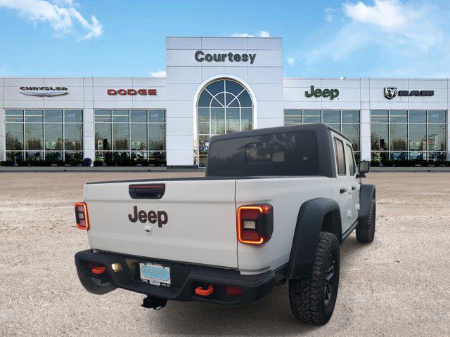new 2025 Jeep Gladiator car, priced at $47,999