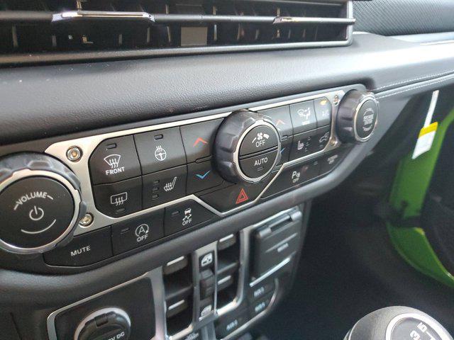 new 2025 Jeep Wrangler car, priced at $52,700