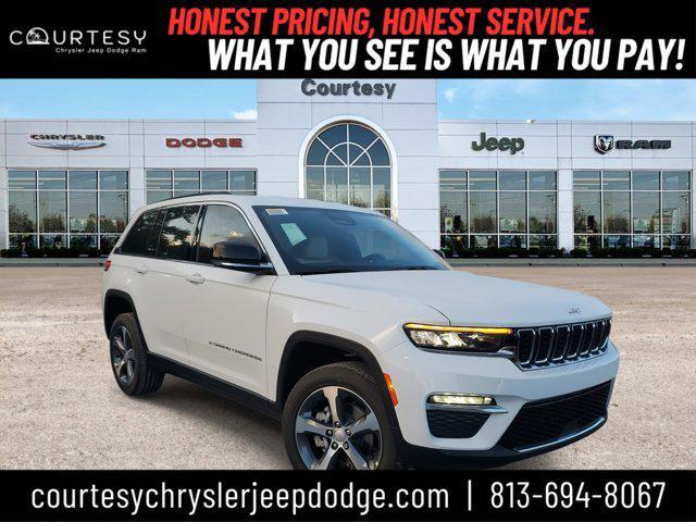 new 2025 Jeep Grand Cherokee car, priced at $38,775