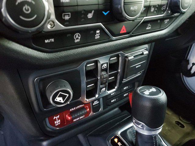 new 2025 Jeep Wrangler car, priced at $47,955