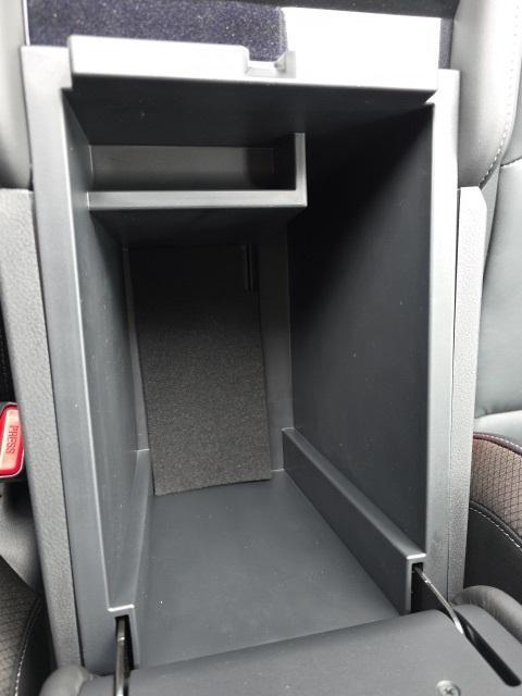 new 2025 Nissan Pathfinder car, priced at $39,580