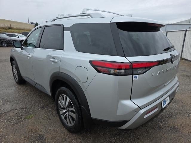 new 2025 Nissan Pathfinder car, priced at $39,580