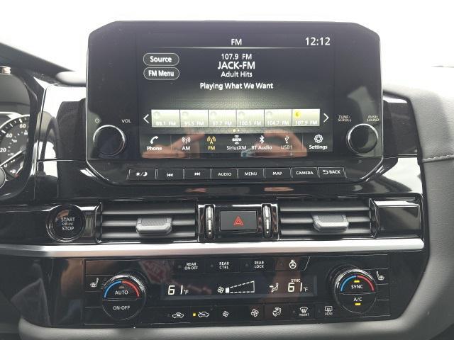 new 2025 Nissan Pathfinder car, priced at $39,580