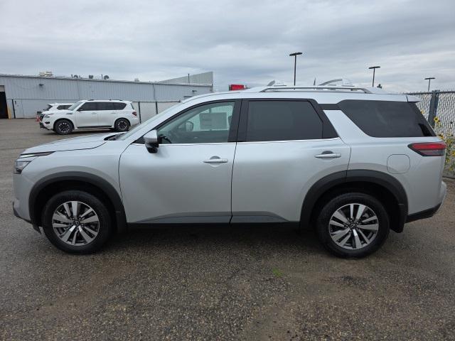 new 2025 Nissan Pathfinder car, priced at $39,580
