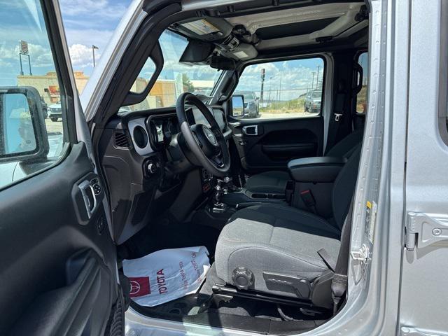 used 2024 Jeep Gladiator car, priced at $37,995