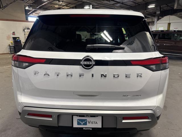 new 2025 Nissan Pathfinder car, priced at $39,605