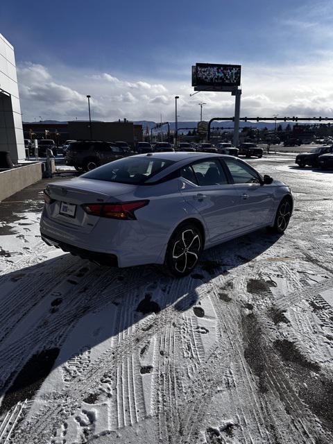 new 2025 Nissan Altima car, priced at $30,129