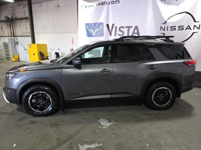 new 2025 Nissan Pathfinder car, priced at $39,620