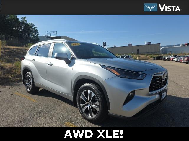 used 2024 Toyota Highlander car, priced at $41,995