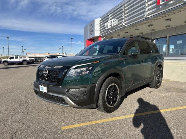 new 2024 Nissan Pathfinder car, priced at $43,450