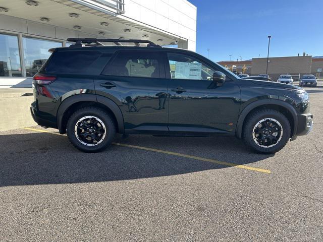 new 2024 Nissan Pathfinder car, priced at $43,450