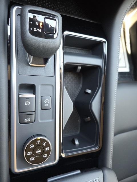 new 2025 Nissan Pathfinder car, priced at $45,385