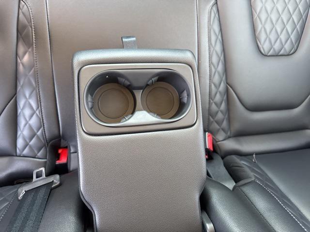 used 2024 Ford Edge car, priced at $31,995