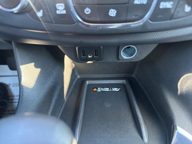 used 2023 Chevrolet Traverse car, priced at $32,791