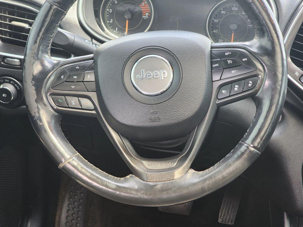 used 2019 Jeep Cherokee car, priced at $13,990