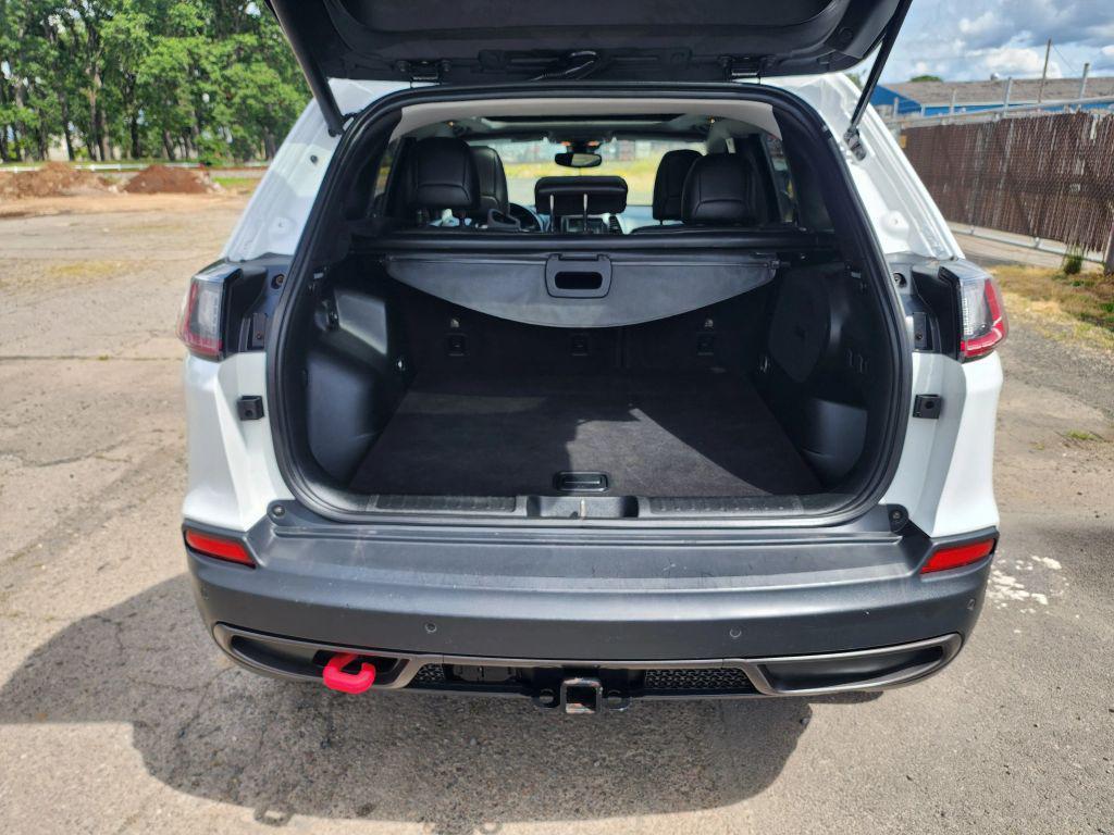 used 2019 Jeep Cherokee car, priced at $13,990