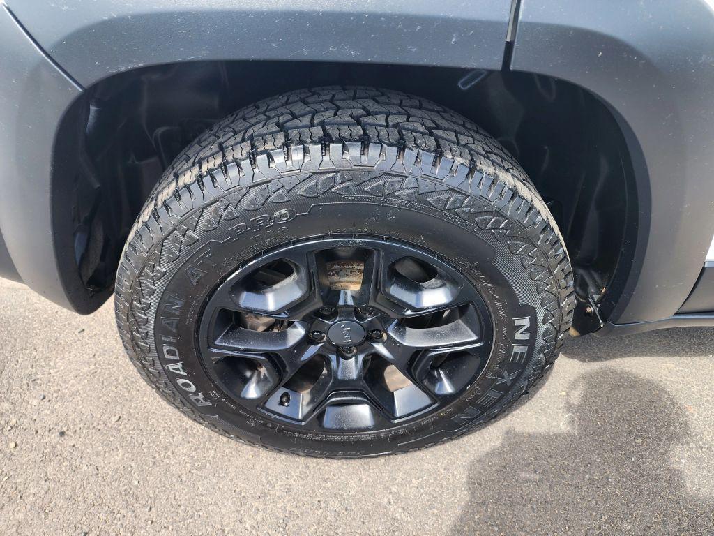 used 2019 Jeep Cherokee car, priced at $13,990