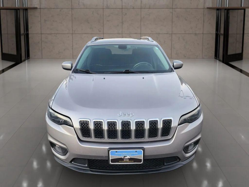 used 2019 Jeep Cherokee car, priced at $10,990