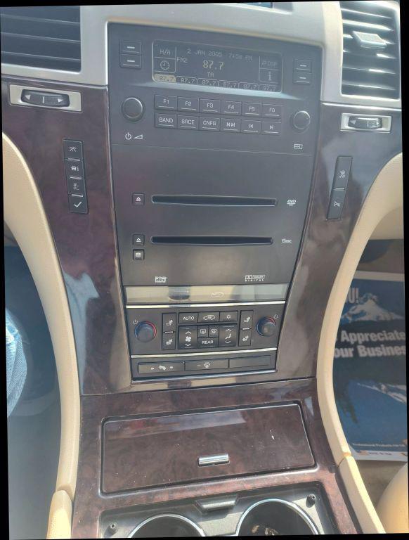used 2007 Cadillac Escalade car, priced at $7,490