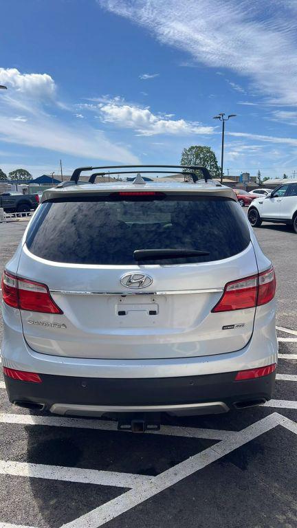 used 2015 Hyundai Santa Fe car, priced at $10,490