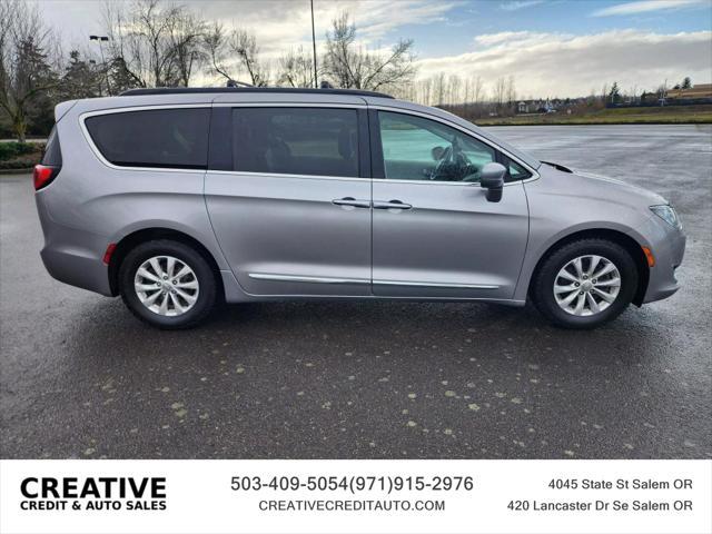 used 2017 Chrysler Pacifica car, priced at $10,999