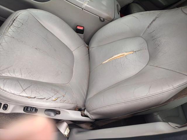 used 2001 Ford Expedition car, priced at $3,990