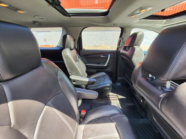 used 2012 GMC Acadia car, priced at $7,990