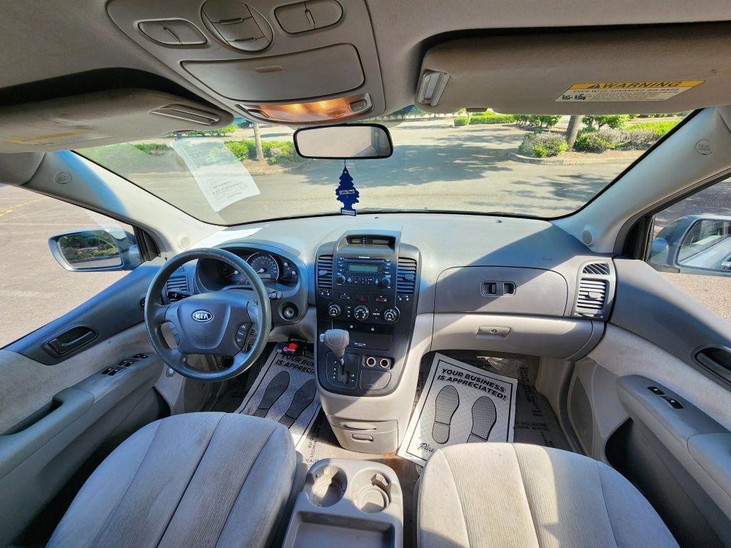 used 2006 Kia Sedona car, priced at $3,990